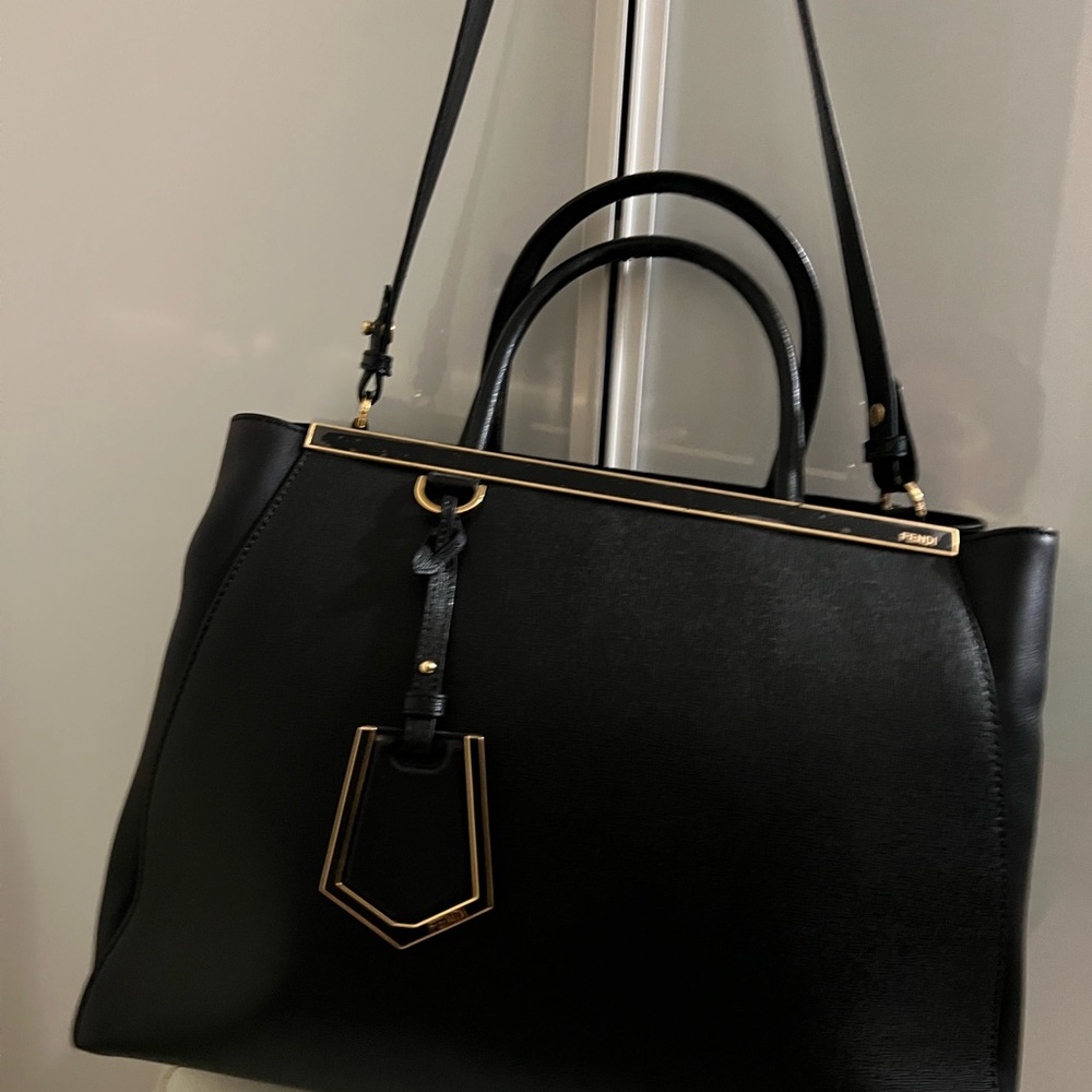 Authentic used Fendi 2Jours Medium Tote Bag Black - Picture 3 of 9